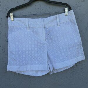 Ann Taylor Signature Women's White‎ Eyelet Lace Mid Rise Casual Short SZ 8 NWT